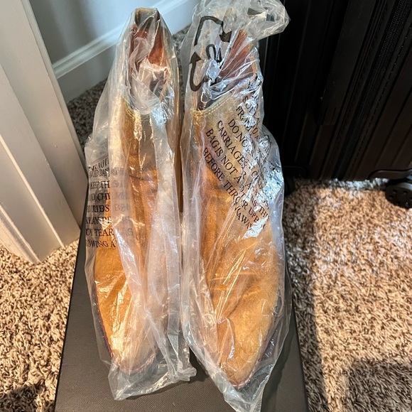 Coach Boots - Picture 3 of 3